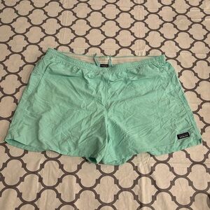 Patagonia Baggie Shorts Women’s XL Mint Green Nylon Drawstring Outdoor Swim Hike